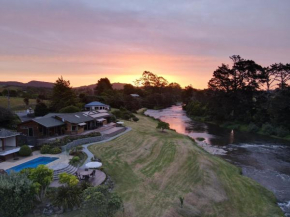 Te Awa Lodge